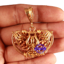 Load image into Gallery viewer, 1 Mukhi half moon shaped from India - Bead No. 324