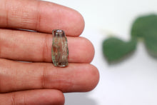 Load image into Gallery viewer, Emerald / Panna - 103