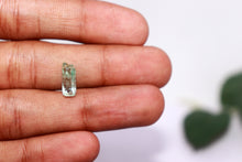 Load image into Gallery viewer, Emerald / Panna - 76