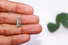 Load image into Gallery viewer, Emerald / Panna - 87