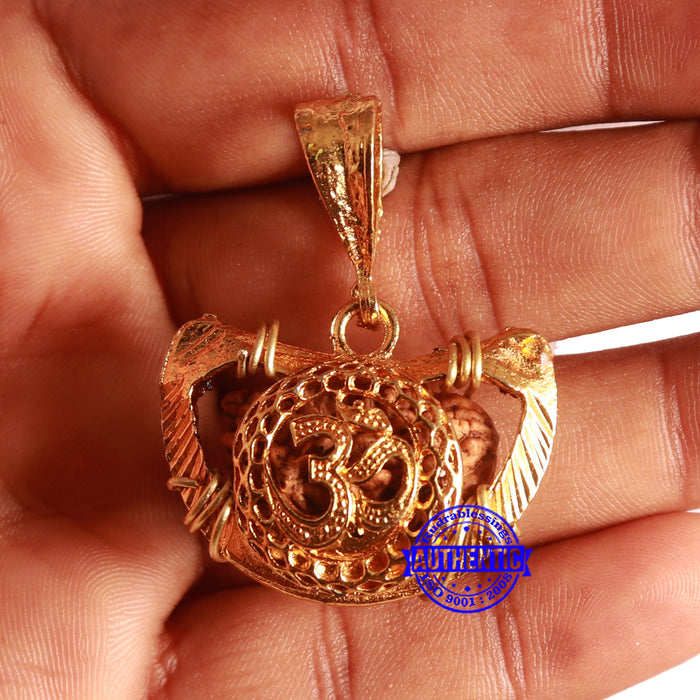 1 Mukhi half moon shaped from India - Bead No. 296