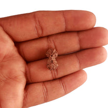 Load image into Gallery viewer, 18 Mukhi Gaurishankar Rudraksha from Indonesia - Bead No. 184
