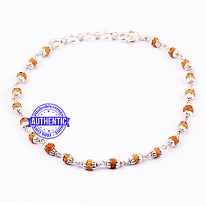 Rudrani Bracelet in silver