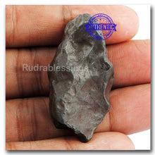 Load image into Gallery viewer, Iron Meteorite - 4 - 25.60 gms
